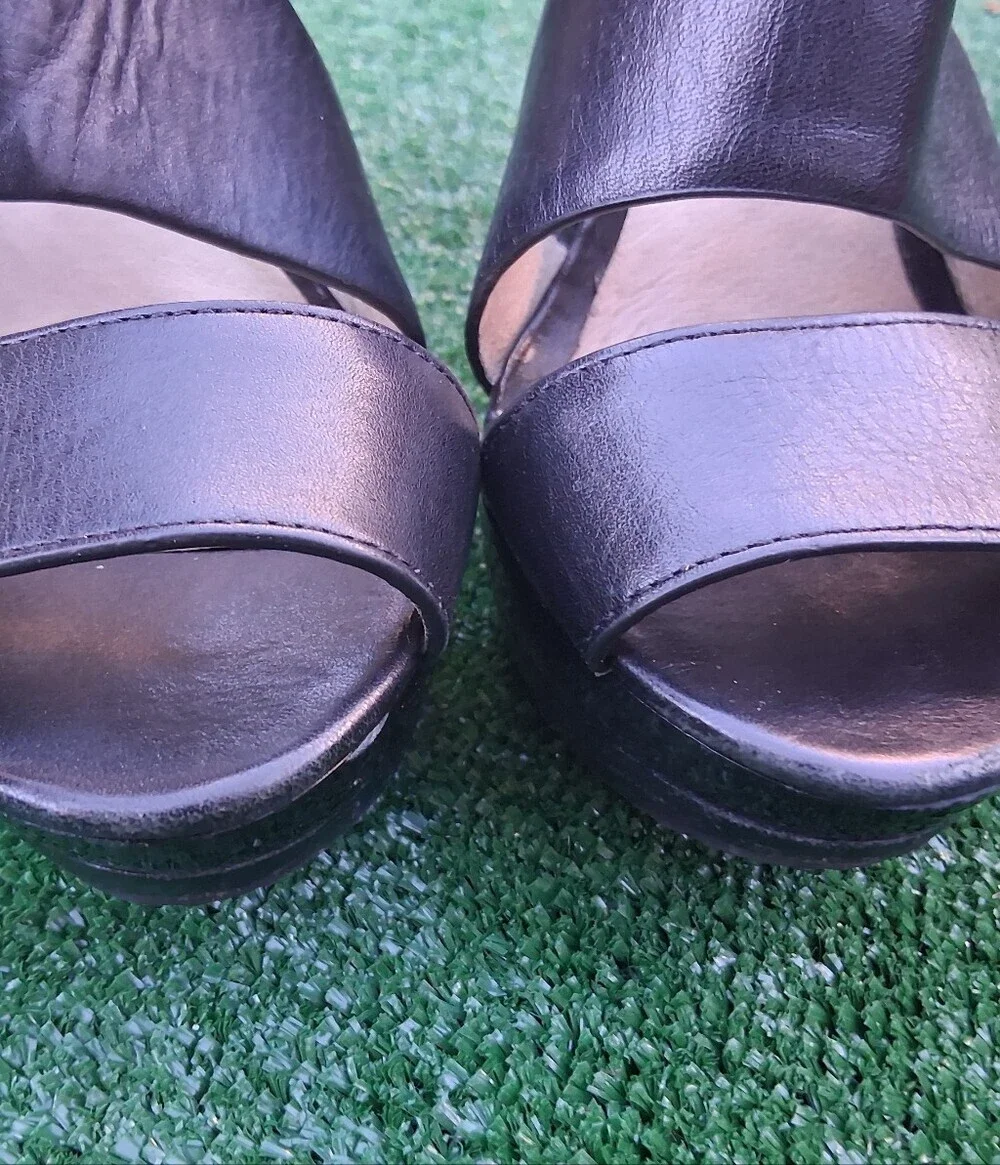 MICHAEL Michael Kors Carla Black Leather Strappy Platform Sandals    Size 8.5